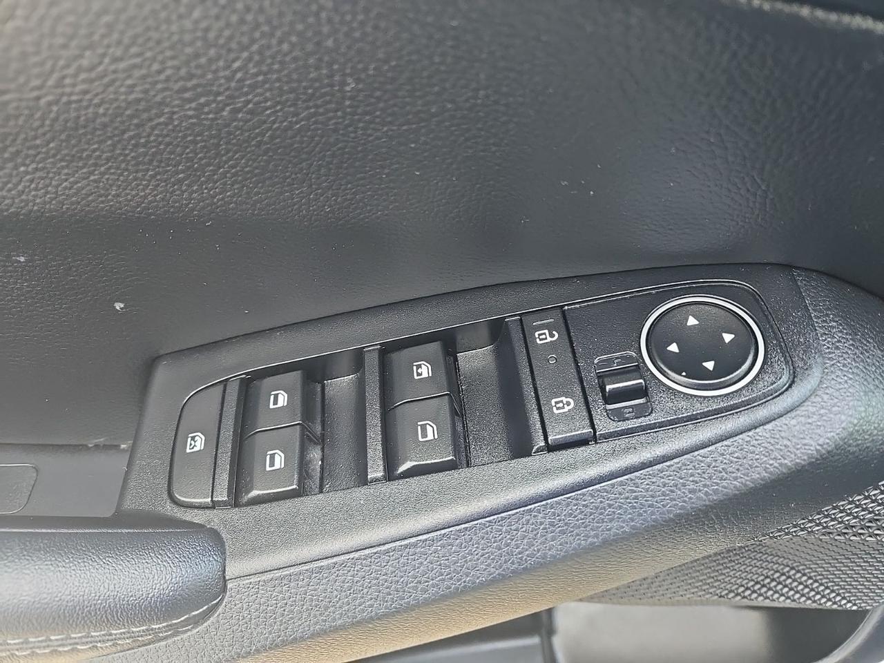 2024 Kia Seltos S West Burlington IA