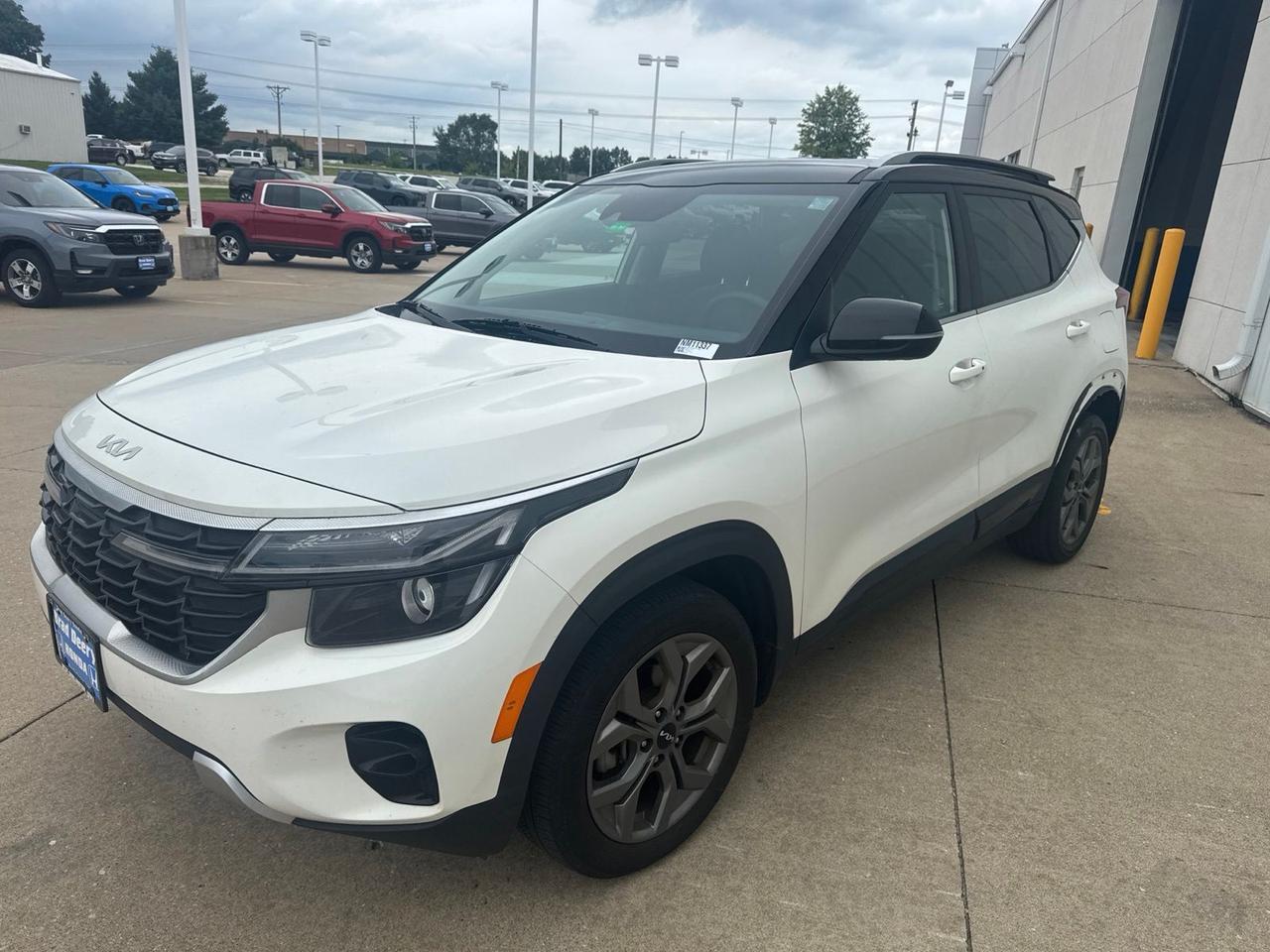 2024 Kia Seltos S West Burlington IA