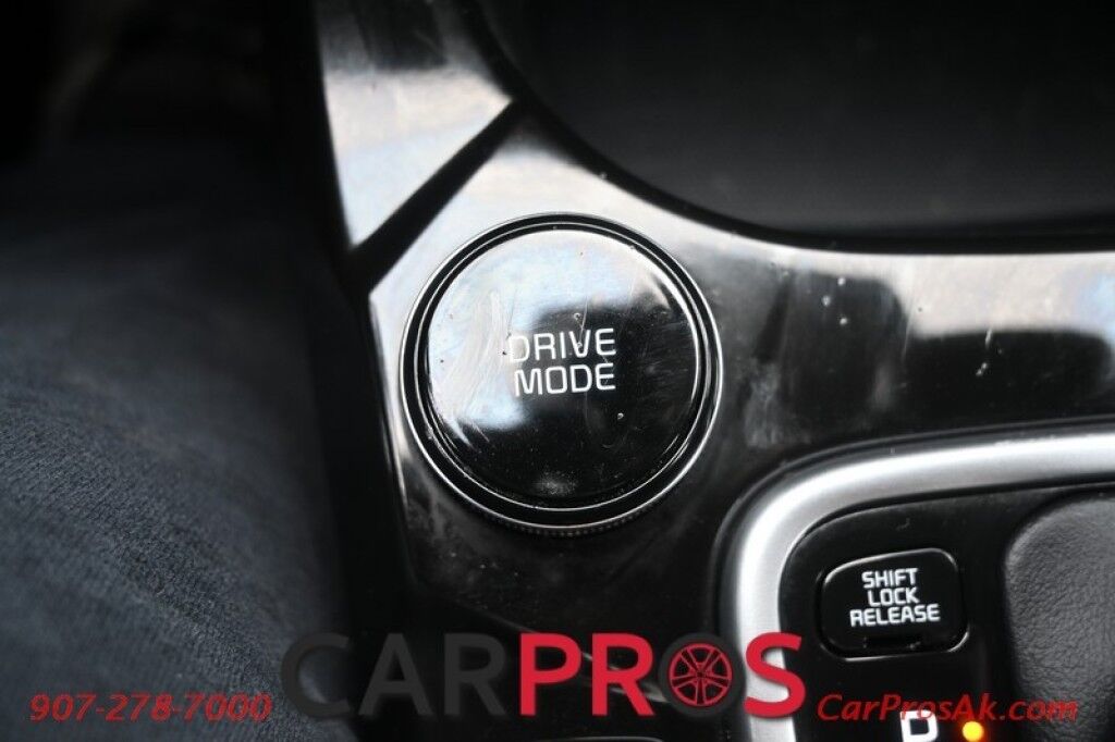2024 Kia Seltos SX - AWD - Auto Start - Heated & Cooled Leather Seats - Bose Speakers - Sunroof - Bluetooth - Adaptive Cruise Control - Navigation - Apple CarPlay & Android Auto - Lane Departure & Blind Spot Alert - Back Up Camera - Power Liftgate - 27 MPG - 1-Owner Anchorage AK