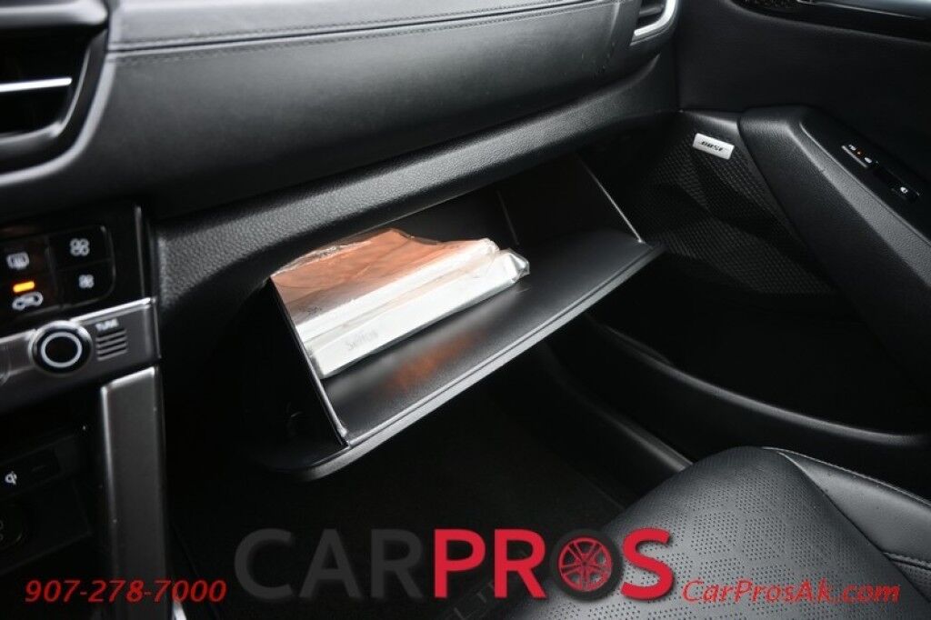 2024 Kia Seltos SX - AWD - Auto Start - Heated & Cooled Leather Seats - Bose Speakers - Sunroof - Bluetooth - Adaptive Cruise Control - Navigation - Apple CarPlay & Android Auto - Lane Departure & Blind Spot Alert - Back Up Camera - Power Liftgate - 27 MPG - 1-Owner Anchorage AK