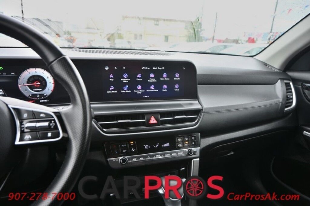 2024 Kia Seltos SX - AWD - Auto Start - Heated & Cooled Leather Seats - Bose Speakers - Sunroof - Bluetooth - Adaptive Cruise Control - Navigation - Apple CarPlay & Android Auto - Lane Departure & Blind Spot Alert - Back Up Camera - Power Liftgate - 27 MPG - 1-Owner Anchorage AK