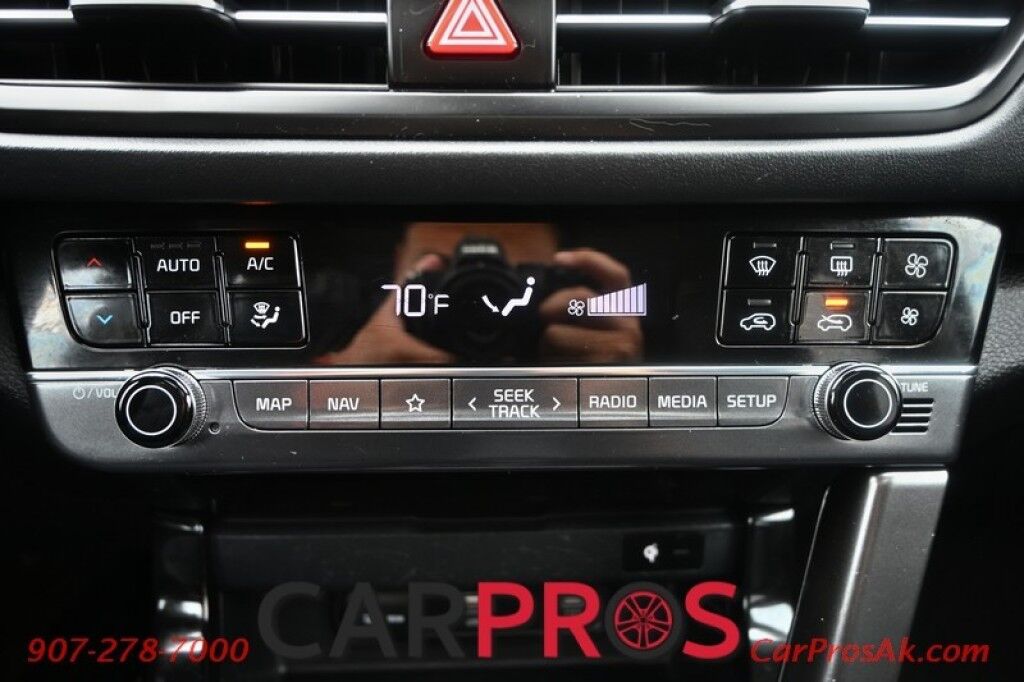 2024 Kia Seltos SX - AWD - Auto Start - Heated & Cooled Leather Seats - Bose Speakers - Sunroof - Bluetooth - Adaptive Cruise Control - Navigation - Apple CarPlay & Android Auto - Lane Departure & Blind Spot Alert - Back Up Camera - Power Liftgate - 27 MPG - 1-Owner Anchorage AK