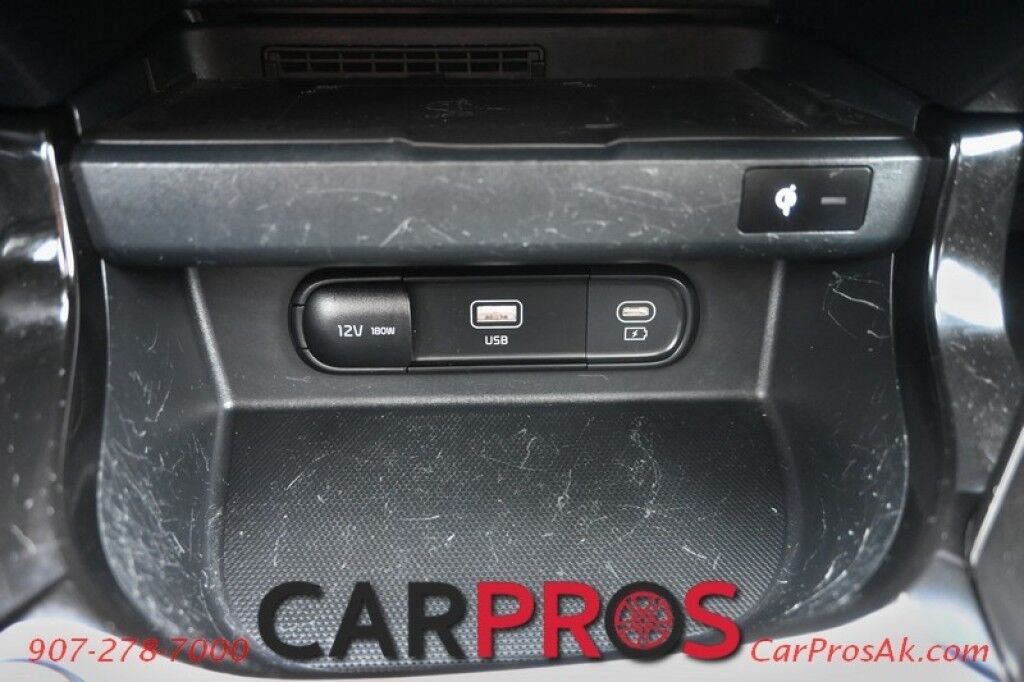 2024 Kia Seltos SX - AWD - Auto Start - Heated & Cooled Leather Seats - Bose Speakers - Sunroof - Bluetooth - Adaptive Cruise Control - Navigation - Apple CarPlay & Android Auto - Lane Departure & Blind Spot Alert - Back Up Camera - Power Liftgate - 27 MPG - 1-Owner Anchorage AK