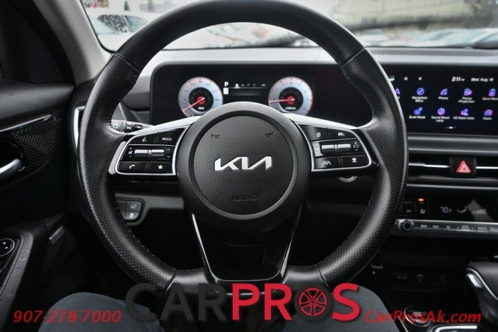 2024 Kia Seltos SX - AWD - Auto Start - Heated & Cooled Leather Seats - Bose Speakers - Sunroof - Bluetooth - Adaptive Cruise Control - Navigation - Apple CarPlay & Android Auto - Lane Departure & Blind Spot Alert - Back Up Camera - Power Liftgate - 27 MPG - 1-Owner Anchorage AK