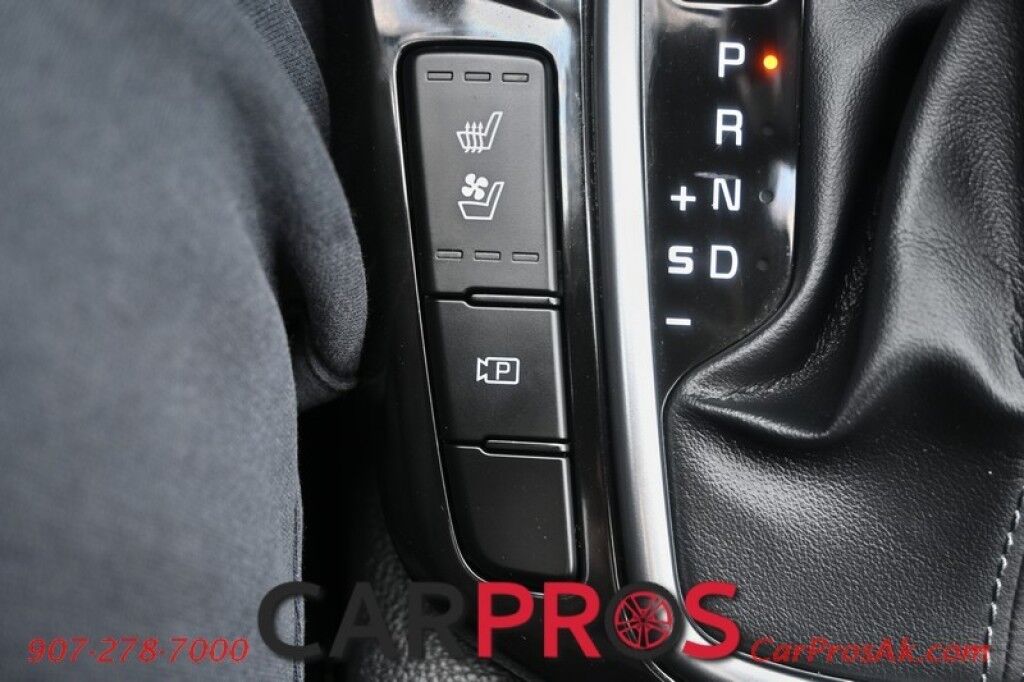 2024 Kia Seltos SX - AWD - Auto Start - Heated & Cooled Leather Seats - Bose Speakers - Sunroof - Bluetooth - Adaptive Cruise Control - Navigation - Apple CarPlay & Android Auto - Lane Departure & Blind Spot Alert - Back Up Camera - Power Liftgate - 27 MPG - 1-Owner Anchorage AK