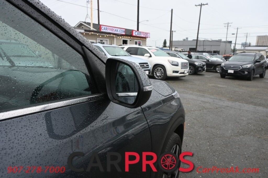2024 Kia Seltos SX - AWD - Auto Start - Heated & Cooled Leather Seats - Bose Speakers - Sunroof - Bluetooth - Adaptive Cruise Control - Navigation - Apple CarPlay & Android Auto - Lane Departure & Blind Spot Alert - Back Up Camera - Power Liftgate - 27 MPG - 1-Owner Anchorage AK