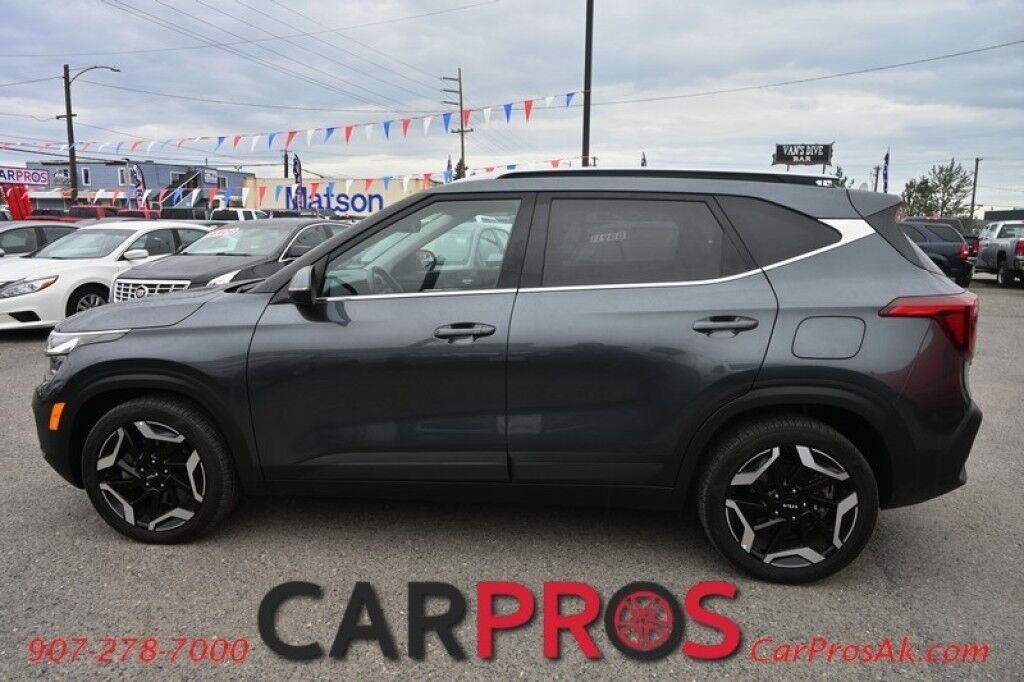 2024 Kia Seltos SX - AWD - Auto Start - Heated & Cooled Leather Seats - Bose Speakers - Sunroof - Bluetooth - Adaptive Cruise Control - Navigation - Apple CarPlay & Android Auto - Lane Departure & Blind Spot Alert - Back Up Camera - Power Liftgate - 27 MPG - 1-Owner Anchorage AK
