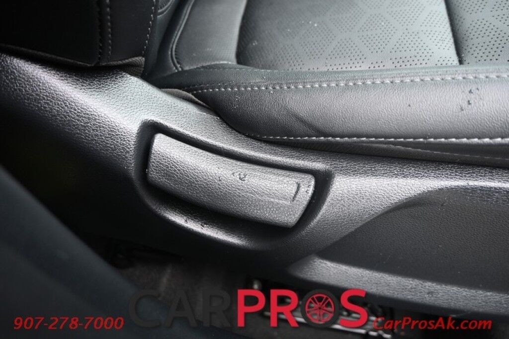 2024 Kia Seltos SX - AWD - Auto Start - Heated & Cooled Leather Seats - Bose Speakers - Sunroof - Bluetooth - Adaptive Cruise Control - Navigation - Apple CarPlay & Android Auto - Lane Departure & Blind Spot Alert - Back Up Camera - Power Liftgate - 27 MPG - 1-Owner Anchorage AK