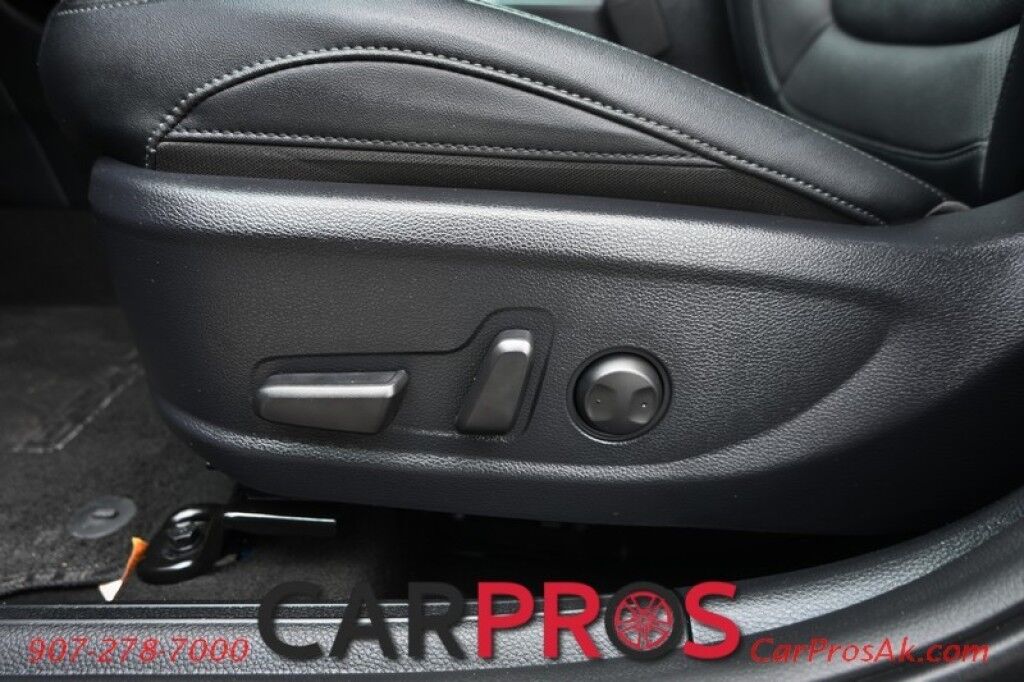 2024 Kia Seltos SX - AWD - Auto Start - Heated & Cooled Leather Seats - Bose Speakers - Sunroof - Bluetooth - Adaptive Cruise Control - Navigation - Apple CarPlay & Android Auto - Lane Departure & Blind Spot Alert - Back Up Camera - Power Liftgate - 27 MPG - 1-Owner Anchorage AK