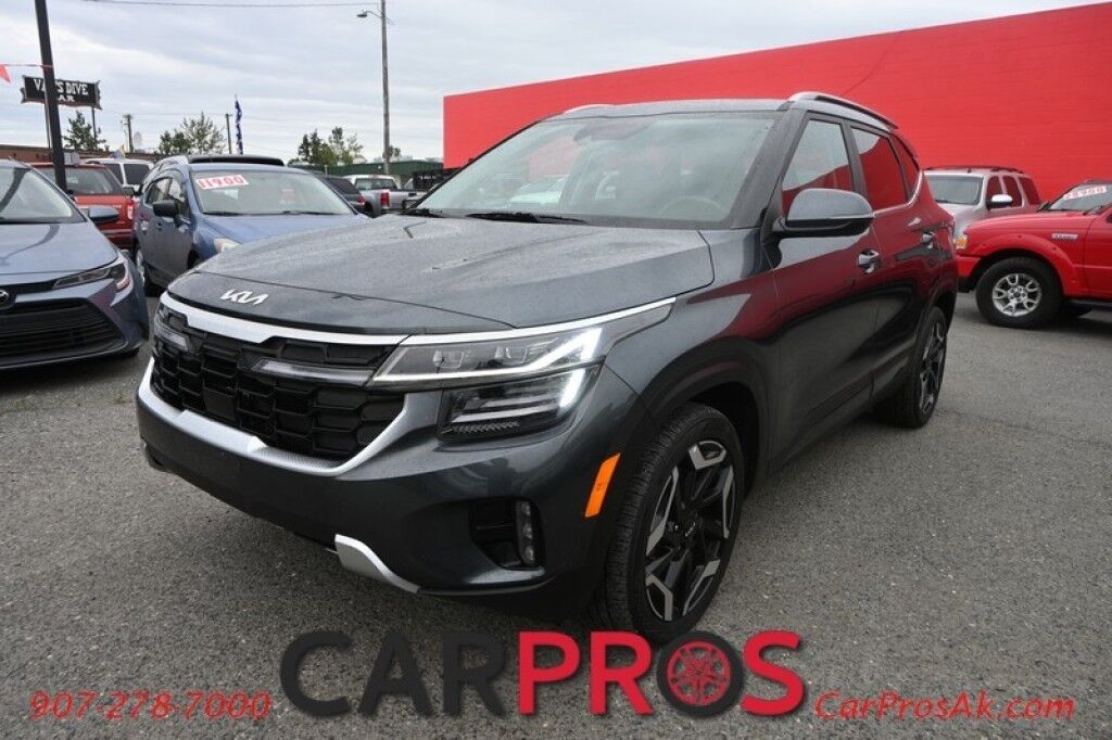 2024 Kia Seltos SX - AWD - Auto Start - Heated & Cooled Leather Seats - Bose Speakers - Sunroof - Bluetooth - Adaptive Cruise Control - Navigation - Apple CarPlay & Android Auto - Lane Departure & Blind Spot Alert - Back Up Camera - Power Liftgate - 27 MPG - 1-Owner