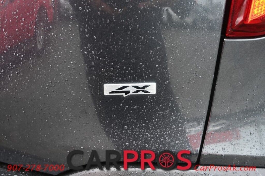 2024 Kia Seltos SX - AWD - Auto Start - Heated & Cooled Leather Seats - Bose Speakers - Sunroof - Bluetooth - Adaptive Cruise Control - Navigation - Apple CarPlay & Android Auto - Lane Departure & Blind Spot Alert - Back Up Camera - Power Liftgate - 27 MPG - 1-Owner Anchorage AK