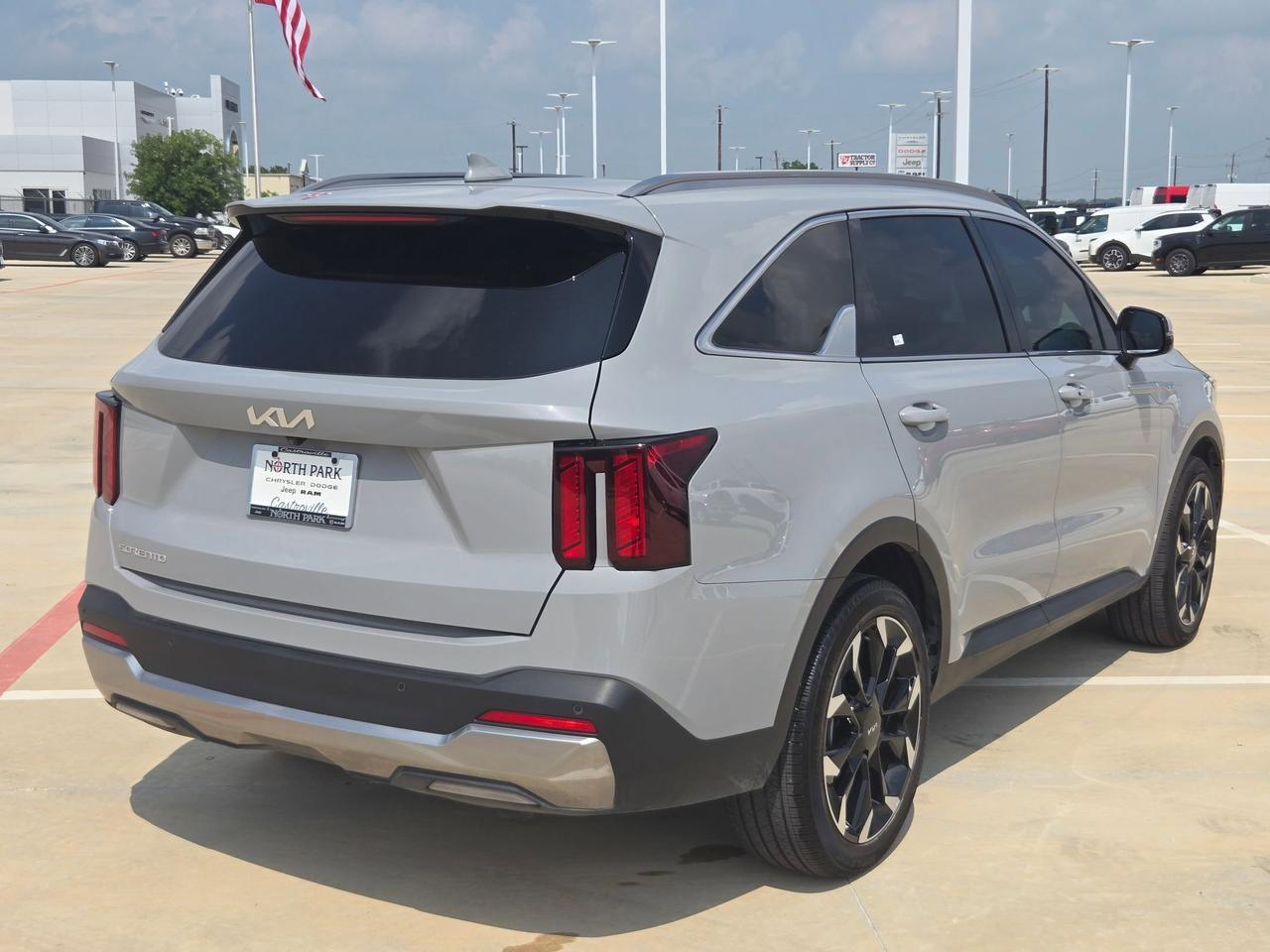2024 Kia Sorento EX