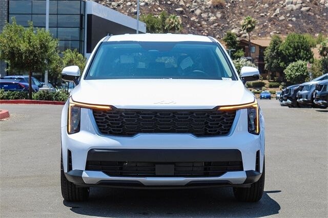 2024 Kia Sorento LX