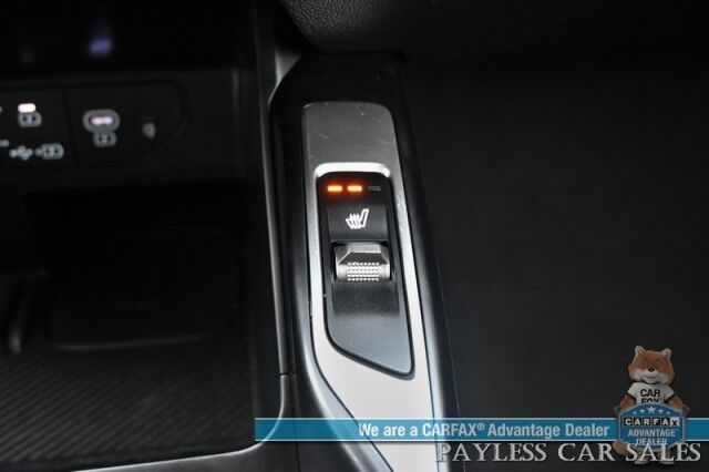 2024 Kia Sorento S / AWD / AutoStart / Power & Heated Leather Seats / Navigation / Adaptive Cruise Control / Apple CarPlay & Android Auto / Bluetooth / Back Up Camera / Lane Departure & Blind Spot Alert / 3rd Row / Seats 7 / 1-Owner Anchorage AK