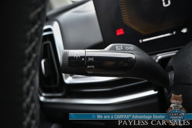 2024 Kia Sorento S / AWD / AutoStart / Power & Heated Leather Seats / Navigation / Adaptive Cruise Control / Apple CarPlay & Android Auto / Bluetooth / Back Up Camera / Lane Departure & Blind Spot Alert / 3rd Row / Seats 7 / 1-Owner Anchorage AK