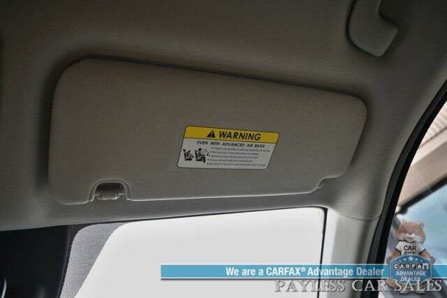 2024 Kia Sorento S / AWD / AutoStart / Power & Heated Leather Seats / Navigation / Adaptive Cruise Control / Apple CarPlay & Android Auto / Bluetooth / Back Up Camera / Lane Departure & Blind Spot Alert / 3rd Row / Seats 7 / 1-Owner Anchorage AK