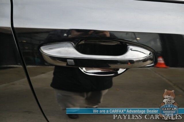 2024 Kia Sorento S / AWD / AutoStart / Power & Heated Leather Seats / Navigation / Adaptive Cruise Control / Apple CarPlay & Android Auto / Bluetooth / Back Up Camera / Lane Departure & Blind Spot Alert / 3rd Row / Seats 7 / 1-Owner Anchorage AK