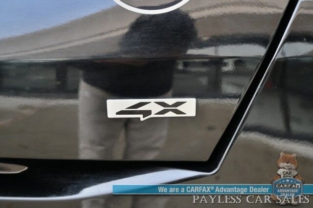 2024 Kia Sorento S / AWD / AutoStart / Power & Heated Leather Seats / Navigation / Adaptive Cruise Control / Apple CarPlay & Android Auto / Bluetooth / Back Up Camera / Lane Departure & Blind Spot Alert / 3rd Row / Seats 7 / 1-Owner Anchorage AK