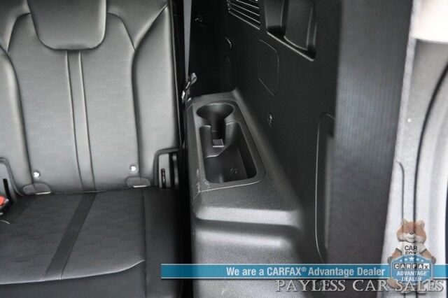 2024 Kia Sorento S / AWD / AutoStart / Power & Heated Leather Seats / Navigation / Adaptive Cruise Control / Apple CarPlay & Android Auto / Bluetooth / Back Up Camera / Lane Departure & Blind Spot Alert / 3rd Row / Seats 7 / 1-Owner Anchorage AK