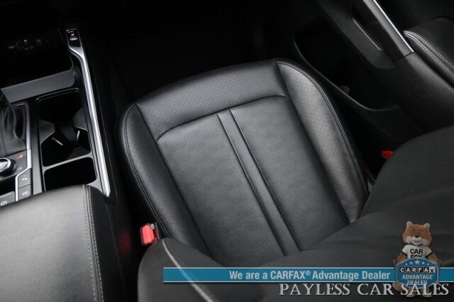 2024 Kia Sorento S / AWD / AutoStart / Power & Heated Leather Seats / Navigation / Adaptive Cruise Control / Apple CarPlay & Android Auto / Bluetooth / Back Up Camera / Lane Departure & Blind Spot Alert / 3rd Row / Seats 7 / 1-Owner Anchorage AK