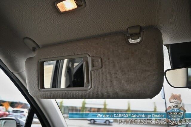 2024 Kia Sorento S / AWD / AutoStart / Power & Heated Leather Seats / Navigation / Adaptive Cruise Control / Apple CarPlay & Android Auto / Bluetooth / Back Up Camera / Lane Departure & Blind Spot Alert / 3rd Row / Seats 7 / 1-Owner Anchorage AK