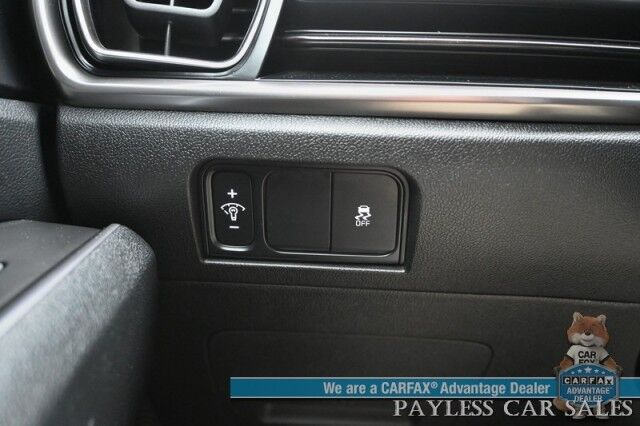 2024 Kia Sorento S / AWD / AutoStart / Power & Heated Leather Seats / Navigation / Adaptive Cruise Control / Apple CarPlay & Android Auto / Bluetooth / Back Up Camera / Lane Departure & Blind Spot Alert / 3rd Row / Seats 7 / 1-Owner Anchorage AK