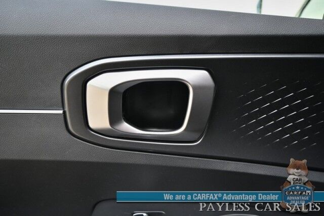 2024 Kia Sorento S / AWD / AutoStart / Power & Heated Leather Seats / Navigation / Adaptive Cruise Control / Apple CarPlay & Android Auto / Bluetooth / Back Up Camera / Lane Departure & Blind Spot Alert / 3rd Row / Seats 7 / 1-Owner Anchorage AK