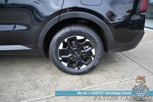 2024 Kia Sorento S / AWD / AutoStart / Power & Heated Leather Seats / Navigation / Adaptive Cruise Control / Apple CarPlay & Android Auto / Bluetooth / Back Up Camera / Lane Departure & Blind Spot Alert / 3rd Row / Seats 7 / 1-Owner Anchorage AK