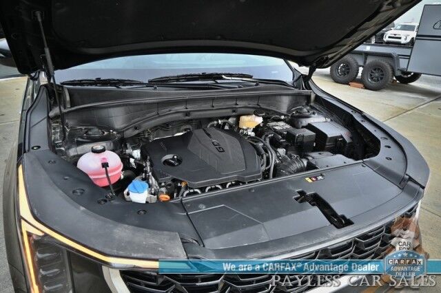 2024 Kia Sorento S / AWD / AutoStart / Power & Heated Leather Seats / Navigation / Adaptive Cruise Control / Apple CarPlay & Android Auto / Bluetooth / Back Up Camera / Lane Departure & Blind Spot Alert / 3rd Row / Seats 7 / 1-Owner Anchorage AK