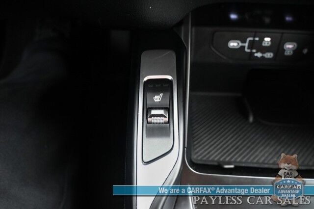 2024 Kia Sorento S / AWD / Power & Heated Leather Seats / NAV / Adaptive Cruise Control / Lane Departure & Blind Spot Alert / Apple CarPlay & Android Auto / Back Up Camera / 3rd Row / Seats 7 / 1-Owner Anchorage AK