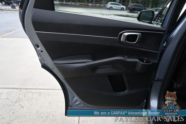 2024 Kia Sorento S / AWD / Power & Heated Leather Seats / NAV / Adaptive Cruise Control / Lane Departure & Blind Spot Alert / Apple CarPlay & Android Auto / Back Up Camera / 3rd Row / Seats 7 / 1-Owner Anchorage AK