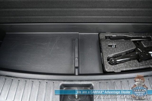 2024 Kia Sorento S / AWD / Power & Heated Leather Seats / NAV / Adaptive Cruise Control / Lane Departure & Blind Spot Alert / Apple CarPlay & Android Auto / Back Up Camera / 3rd Row / Seats 7 / 1-Owner Anchorage AK