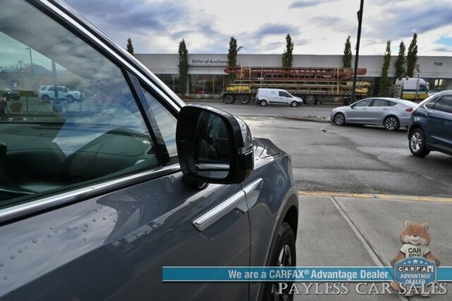 2024 Kia Sorento S / AWD / Power & Heated Leather Seats / NAV / Adaptive Cruise Control / Lane Departure & Blind Spot Alert / Apple CarPlay & Android Auto / Back Up Camera / 3rd Row / Seats 7 / 1-Owner Anchorage AK