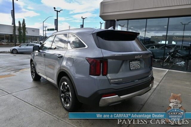 2024 Kia Sorento S / AWD / Power & Heated Leather Seats / NAV / Adaptive Cruise Control / Lane Departure & Blind Spot Alert / Apple CarPlay & Android Auto / Back Up Camera / 3rd Row / Seats 7 / 1-Owner Anchorage AK