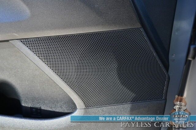 2024 Kia Sorento S / AWD / Power & Heated Leather Seats / Navigation / Adaptive Cruise Control / Lane Departure & Blind Spot Alert / 3rd Row / Seats 7 / Apple CarPlay & Android Auto / USB Inout / Back Up Camera / 1-Owner Anchorage AK
