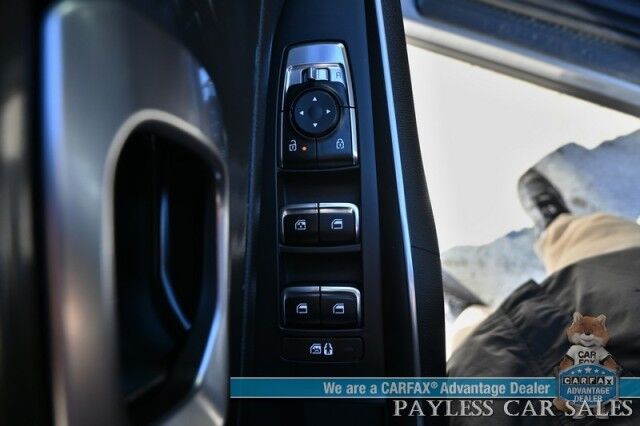 2024 Kia Sorento S / AWD / Power & Heated Leather Seats / Navigation / Adaptive Cruise Control / Lane Departure & Blind Spot Alert / 3rd Row / Seats 7 / Apple CarPlay & Android Auto / USB Inout / Back Up Camera / 1-Owner Anchorage AK