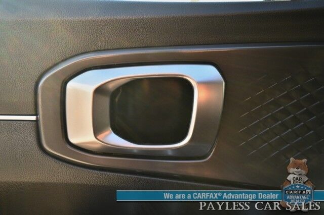 2024 Kia Sorento S / AWD / Power & Heated Leather Seats / Navigation / Adaptive Cruise Control / Lane Departure & Blind Spot Alert / 3rd Row / Seats 7 / Apple CarPlay & Android Auto / USB Inout / Back Up Camera / 1-Owner Anchorage AK