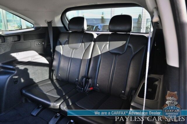 2024 Kia Sorento S / AWD / Power & Heated Leather Seats / Navigation / Adaptive Cruise Control / Lane Departure & Blind Spot Alert / 3rd Row / Seats 7 / Apple CarPlay & Android Auto / USB Inout / Back Up Camera / 1-Owner Anchorage AK