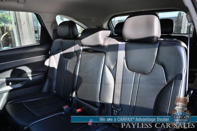 2024 Kia Sorento S / AWD / Power & Heated Leather Seats / Navigation / Adaptive Cruise Control / Lane Departure & Blind Spot Alert / 3rd Row / Seats 7 / Apple CarPlay & Android Auto / USB Inout / Back Up Camera / 1-Owner Anchorage AK
