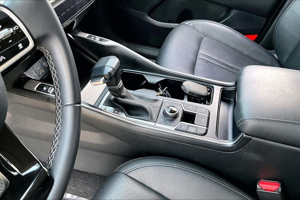 2024 Kia Sorento S OR