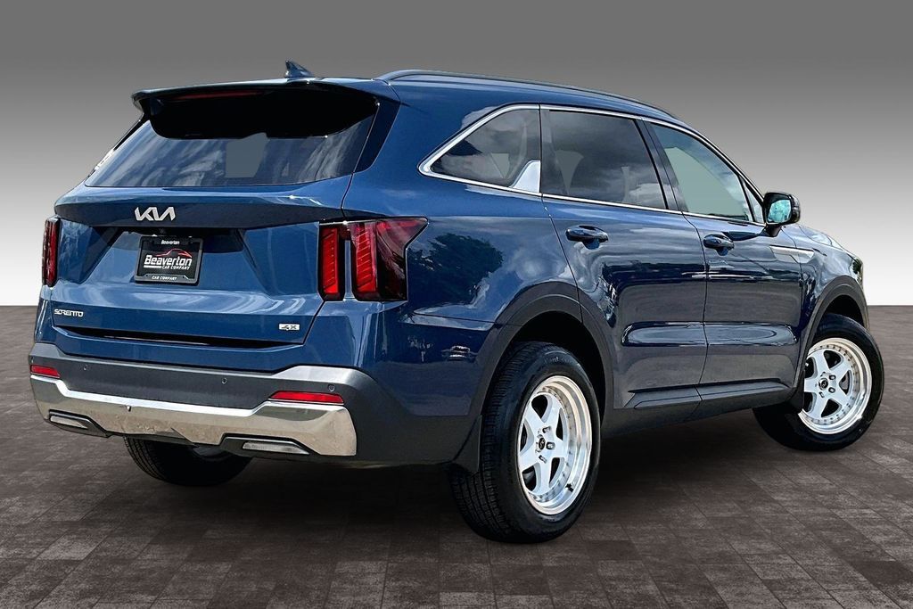 2024 Kia Sorento S OR