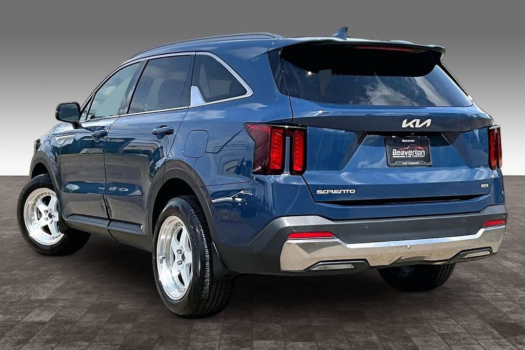 2024 Kia Sorento S OR