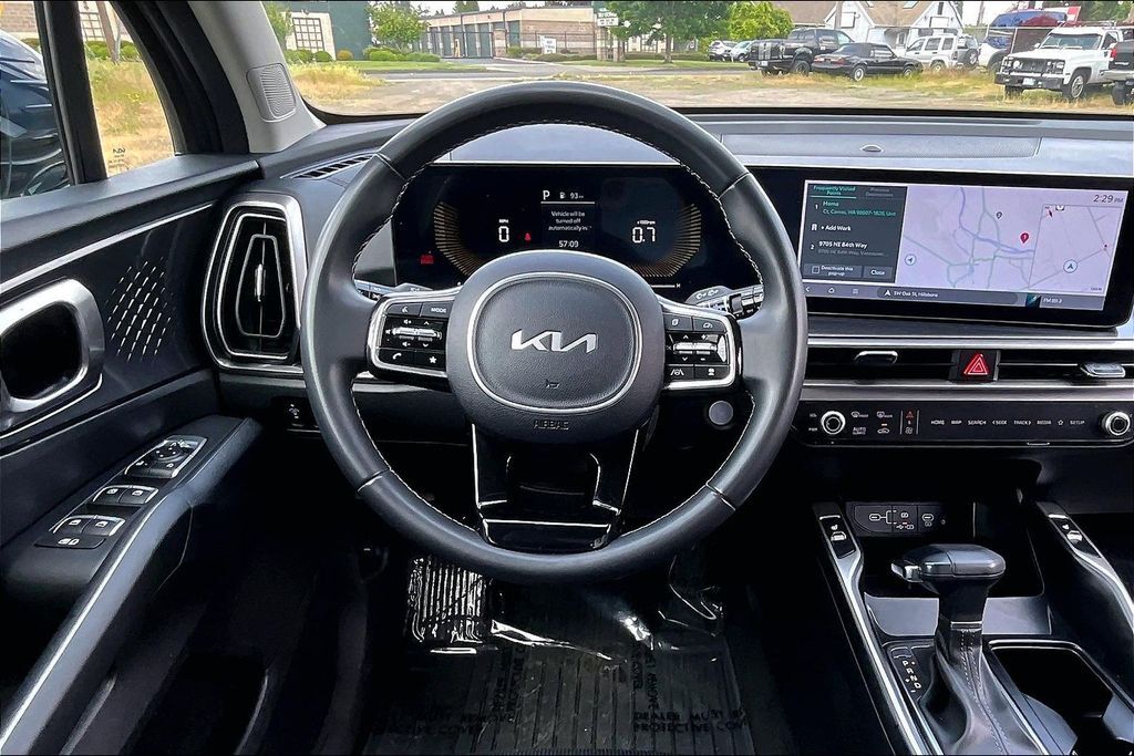 2024 Kia Sorento S OR