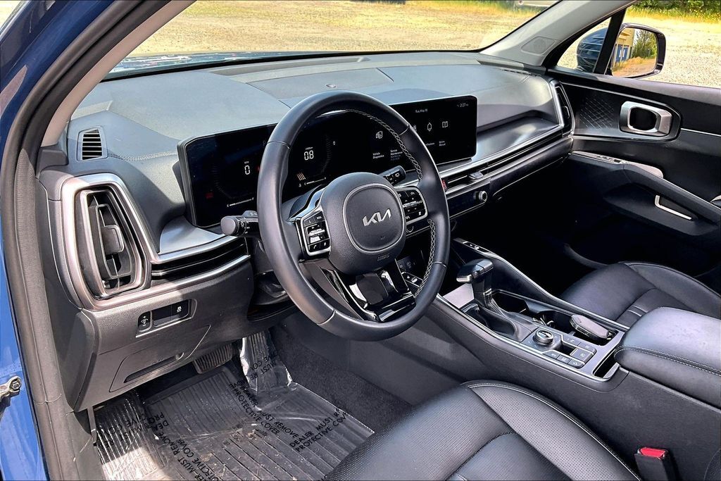 2024 Kia Sorento S OR