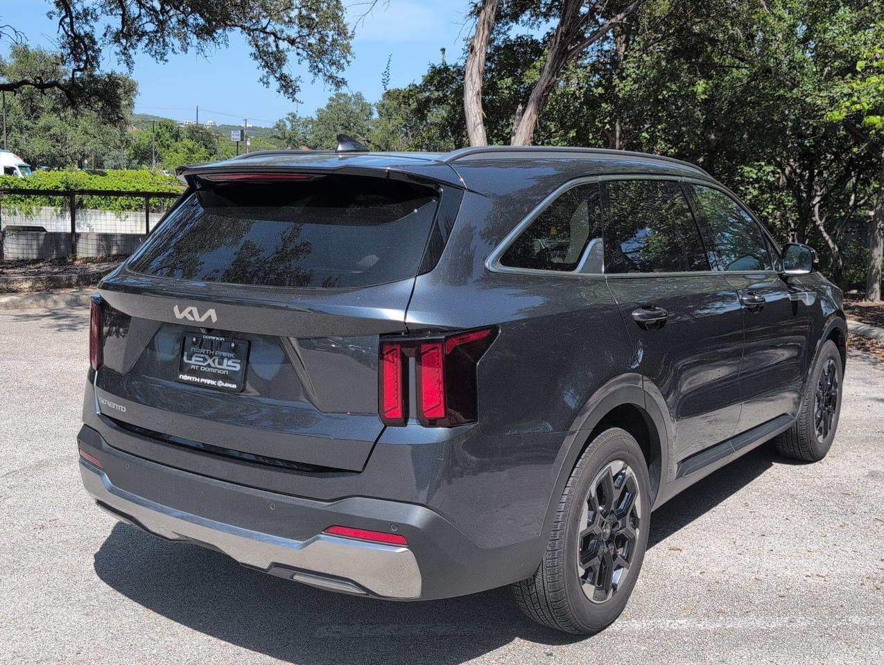 2024 Kia Sorento S