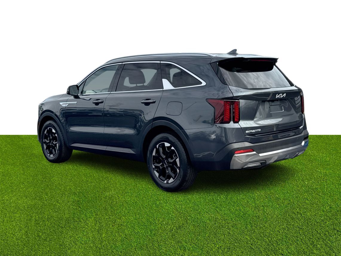 2024 Kia Sorento S Sport Utility 4D