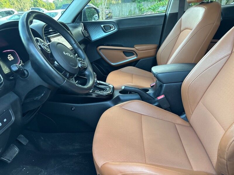 2024 Kia Soul EX w/DESIGNER PKG. SUNR. LTHR. NAVI. Seffner FL