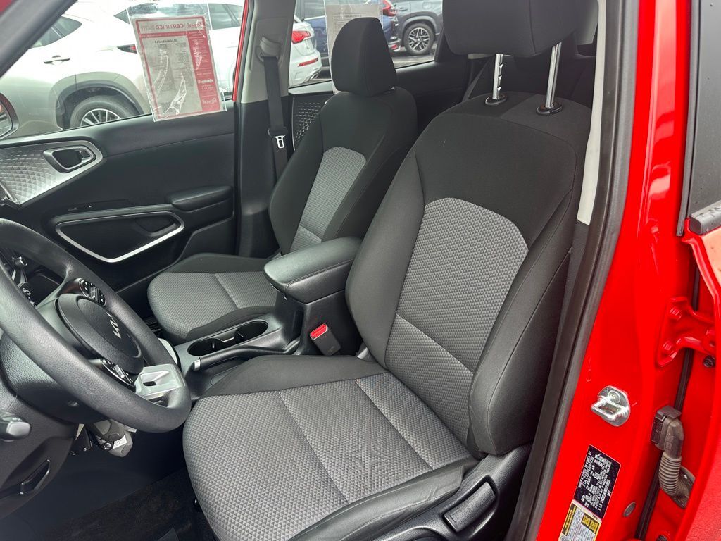 2024 Kia Soul LX
