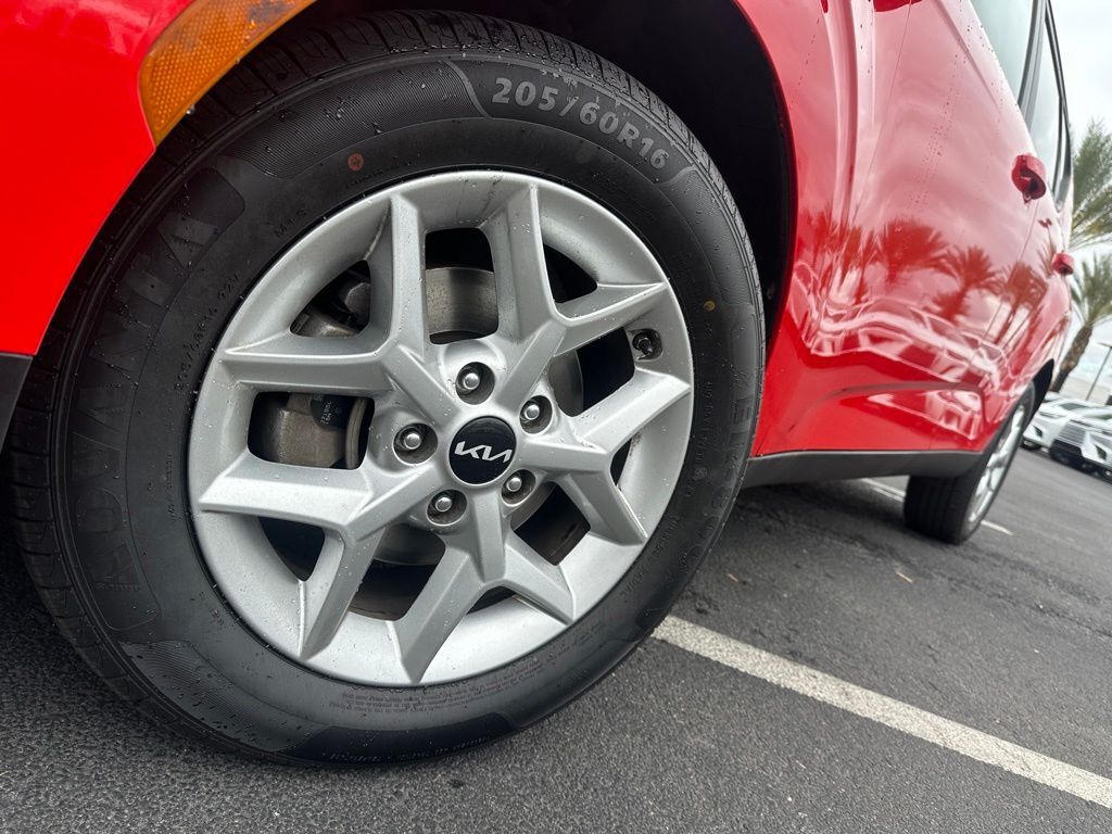 2024 Kia Soul LX
