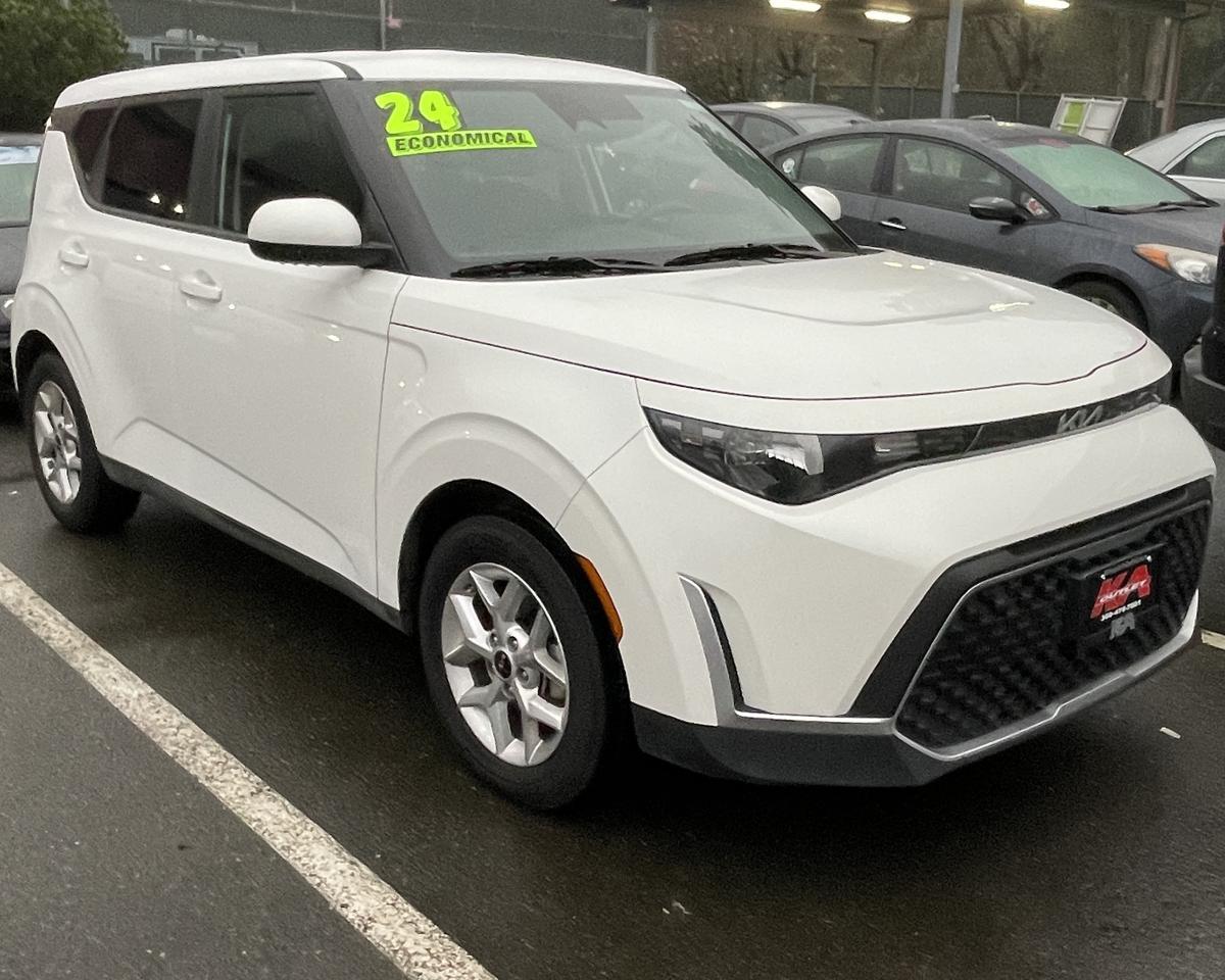 2024 Kia Soul LX Wagon 4D